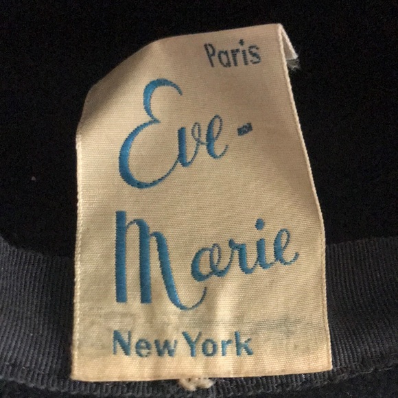 1920s style vintage Felt cloche hat - Picture 6 of 11